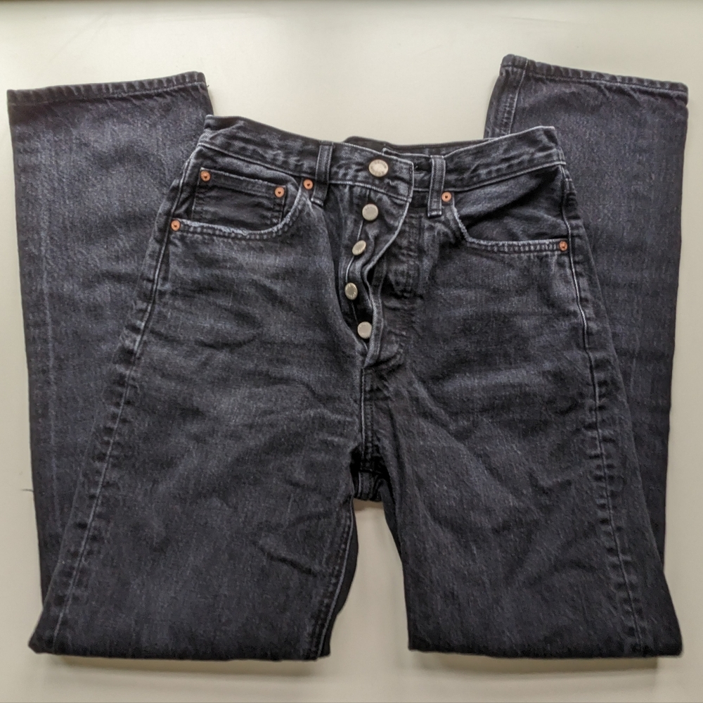 Denim Forum | Joni High Rise Loose 29L size 24 Dark Blue Distressed Jeans